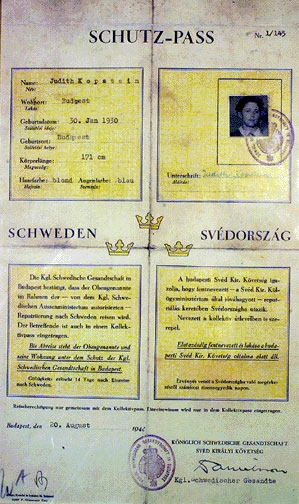  A Schutz Pass issued by Wallenberg.