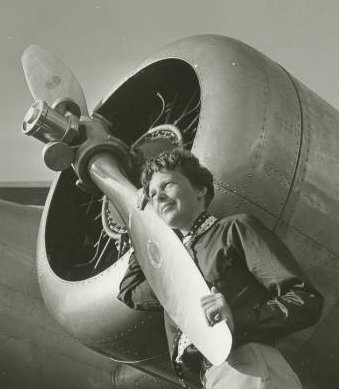 Amelia Earhart and her plane (http://www.daviddarling.info/images/Earhart.jpg)