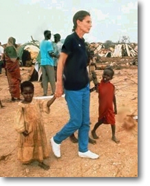 Hepburn walking along with two young girls (http://www.ahepburn.com/somaliapic.jpg)