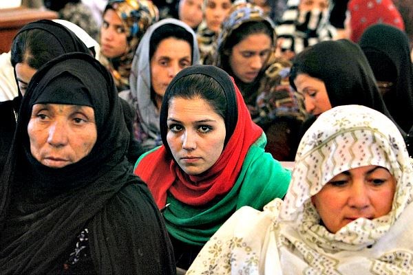 Picture of Afghan women write powerful poetry - even amid war