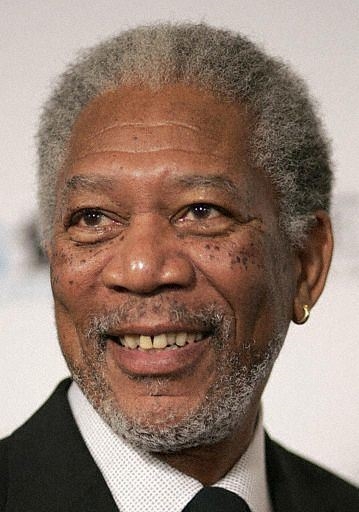 Morgan Freeman arrives to Clive Davis' 2005 Pre Grammy Awards Party at the Beverly Hills Hotel in Beverly Hills, Calif. on Saturday Feb. 12, 2005. (AP Photo/Chris Polk) <P>
