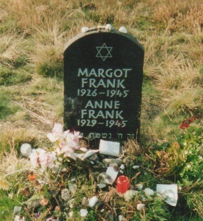 <a href=http://www.annefrank.eril.net/images/grave2.jpg>Anne Frank and her sister Margot</a>