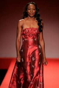 Wearing Red for National Heart, Blood and Lung Institute (http://www.answers.com/topic/venus-williams)