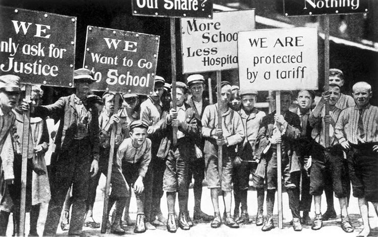 Children who worked instead of being in school (http://explorepahistory.com/displayimage.php?imgId=1-2-121B)