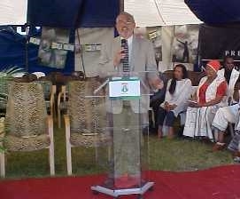 Paul Munsen speaking in South Africa (sunoven.com)