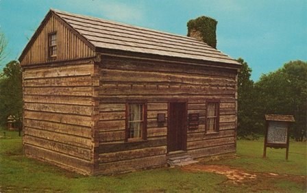Lincoln's cabin (www.frontiertraveler.com)