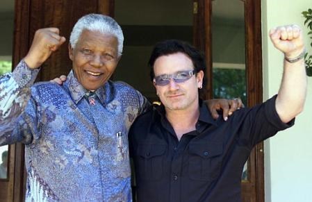 Bono and Nelson Mandela in a visit to South Africa (http://www.u2station.com/images/bono_in_africa/bon ())