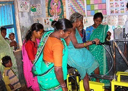 A 'Kandabanta' pedal-driven grinder (photo from Gram Vikas)