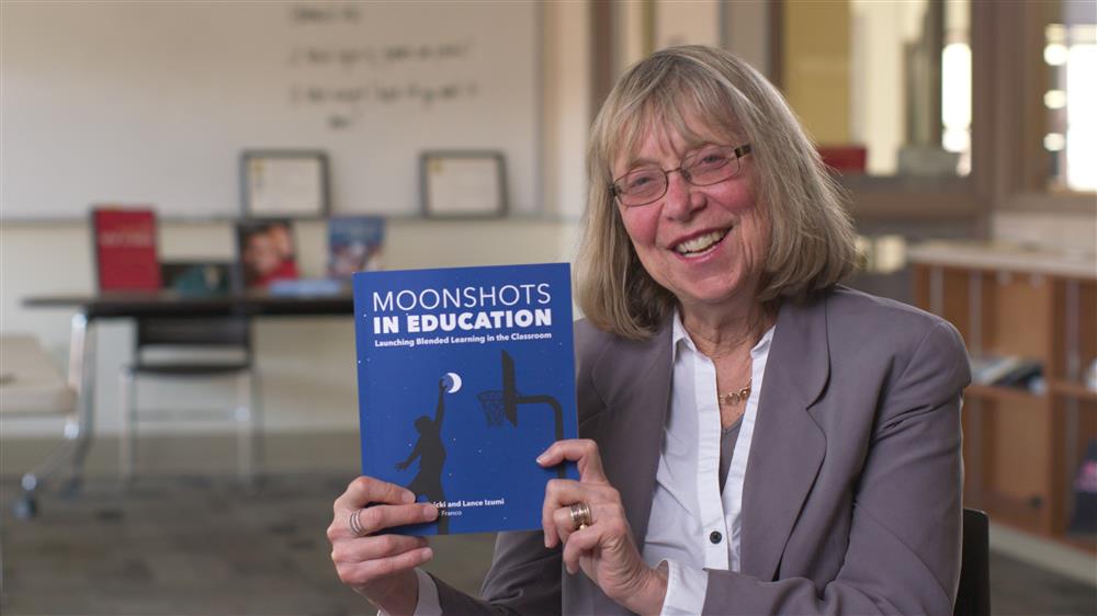 Esther Wojcicki and her book, Moonshots in Education (photo by John Behrens)