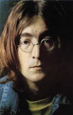 John Lennon (http://www.facade.com/celebrity/photo/John_Lennon.jpg)