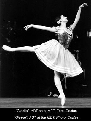 <center>http://www.palomaherrera.com</center>