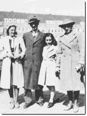 Anne Frank and her Family (http://www.annefrank.com/<br>af_life/story08.html)