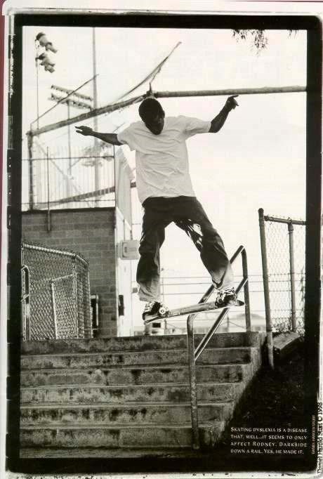 rodney mullen darkslide (http://www.skatinghazard.com/rodneymullen/rodneymullen2.jpg)