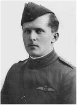 Billy Bishop<br> (on http://www.airmuseum.ca/<br>web/ammq0011.html)