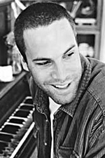<a href=http://ascap.com/playback/2005/winter/images/radar-jackjohnson.jpg> Jack Johnson</a>
