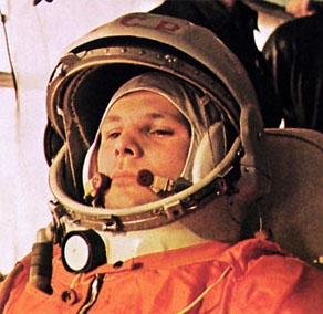 <a href=http://www.nndb.com/people/666/000026588/yuri-gagarin.jpg>Yuri Gagarin</a>