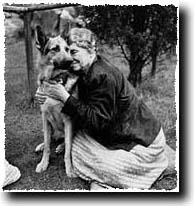 <a href=http://www.germanshepherds.com/thegsd/history/helen%20keller%20and%20gsd%20companion.jpg>Helen and German Shepard Guide Dog</a href>