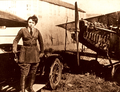 <a href=http://www.rootsweb.com/~txecm/Photos/People/ColemanBessie.jpg> Bessie Coleman</a href>