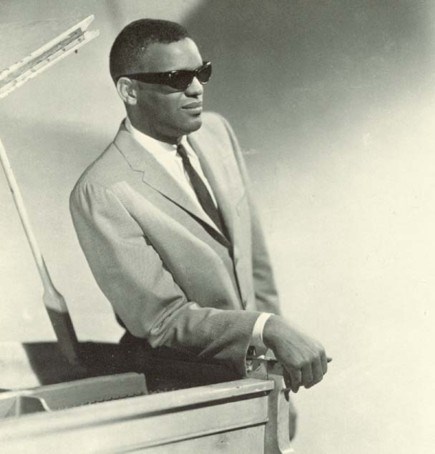 <a href=http://www.kser.org/shows/dusties/photosa-m/raycharles.jpg>Ray Charles</a>