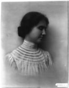 <a href=http://en.wikipedia.org/wiki/Helen_Keller>Helen Keller</a>