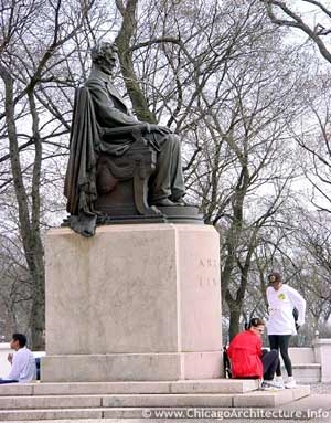 <a href=http://www.chicagoarchitecture.info/Images/GrantPark/AbrahamLincolnGP-002.jpg>Abraham Lincoln</a>
