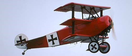 <a href=http://www.air-and-space.com/19990424%20Chino/6%2020%20Fokker%20Dr1%20Triplane%20N113PC%20right%20side%20take-off%20l.jpg>Fokker Dr.I triplane</a>