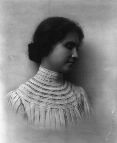 Helen Keller (http://en.wikipedia.org/wiki/Image:Helen_Keller.jpg)