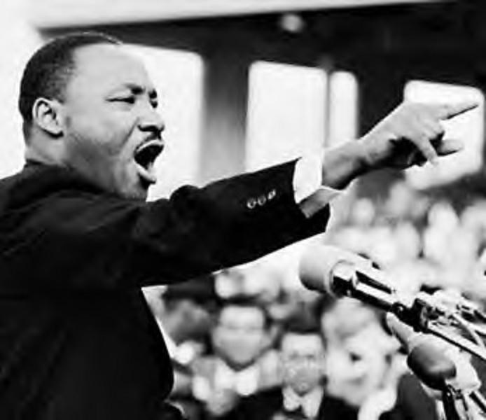 Dr.Martin Luther King Jr. giving his speech (www.writespirit.net)