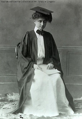 Helen Keller (http://flickr.com/photos/pimu/797918121/)