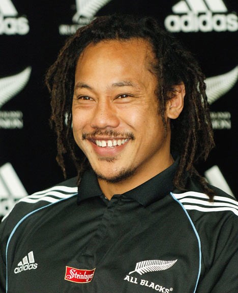 Tana Umaga (www.img.dailymail.co.uk)