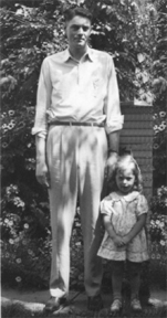 Marilyn and her daddy<br>(Personal Photo)