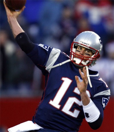 Tom Brady Throwing A TouchDown to win a game. (google.com)