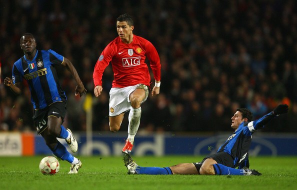 Ronaldo in a game. (www.zimbio.com)