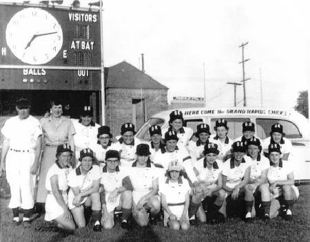 All-American Girls Professional Baseball League (http://www.vintage-blue.com/blog/?tag=aagpbl)