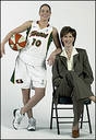 Anne Donovan, sitting tall. (www.picsearch.com)