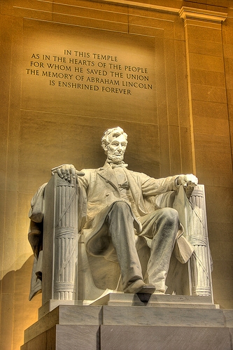 Abraham Lincoln (http://www.flickr.com/photos/iceninejon/2116034278/)