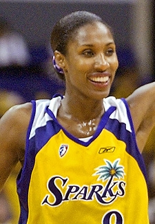 Lisa Leslie: Basketball Legend (Library Binding)