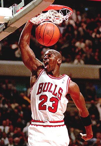 Michael Jordan dunking the basketball (www.perfectpeople.net)