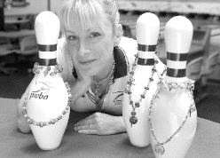Kim Adler and her Glassworks Jewelry (4elementsdesigns.com)