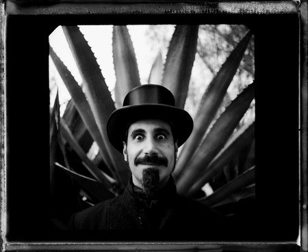 Serj Tankian on his Elect The Dead album (Musicremedy.com)