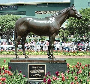 A statue of Seabiscuit.