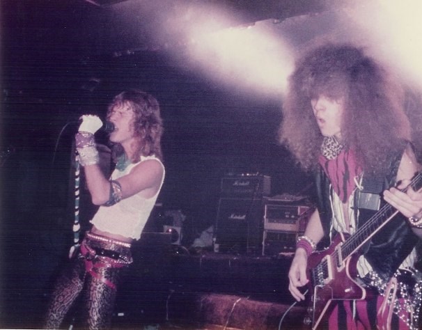 Pantera when they were a glam metal band (www.google.com)