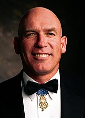 Peter C. Lemon with medal (news.colostate.edu)