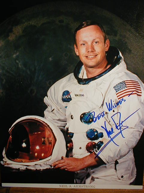 Neil Armstrong (http://www.google.com/)