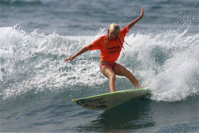 Bethany Hamilton surfing in Kauai. (http://static.howstuffworks.com/gif/survival-4.jpg)