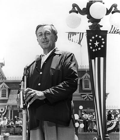 Walt Disney giving a speech (http://www.versacreations.net/images/Slogan/Slogan%20Walt%20Disney.jpg)