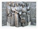 Statue of Kate Sheppard (christchurchdailyphoto.com)