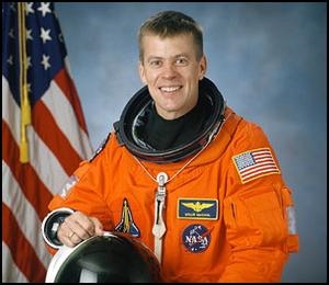 A picture of William McCool in uniform (NASA webpage)