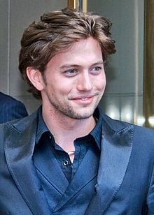  (http://en.wikipedia.org/wiki/Jackson_Rathbone )