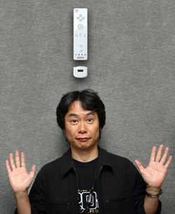 Miyamoto with a Wii-mote 